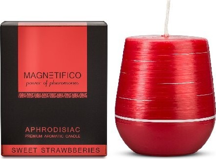 MAGNETIFICO Aphrodisiac candle Sweet Strawberries vonná svíčka 200g